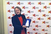 Foto Juan Del Santo en Londres recibiendo un premio